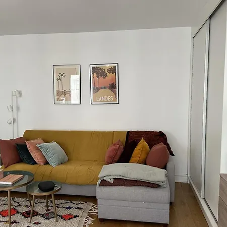 41 M 2 Steps From Canal Saint-martin